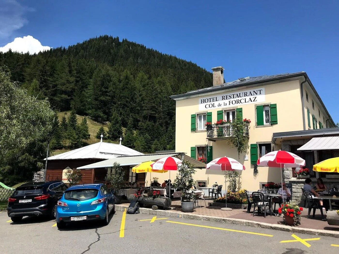 Hôtel du Col de la Forclaz, punto d'incontro delle varianti Bovine e Arpette
