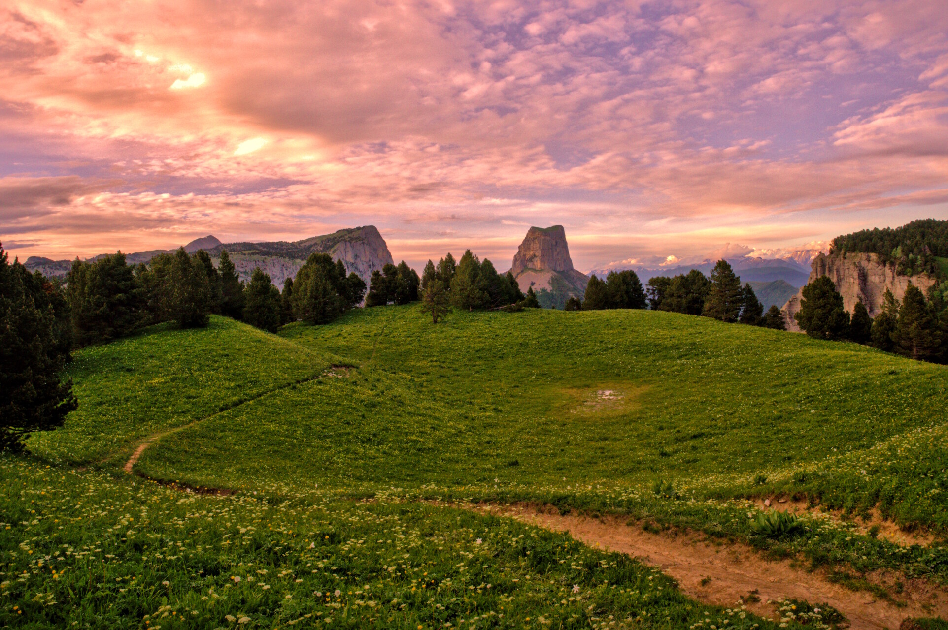 Tour del Vercors - Trekking 5 Giorni in Treno 2026