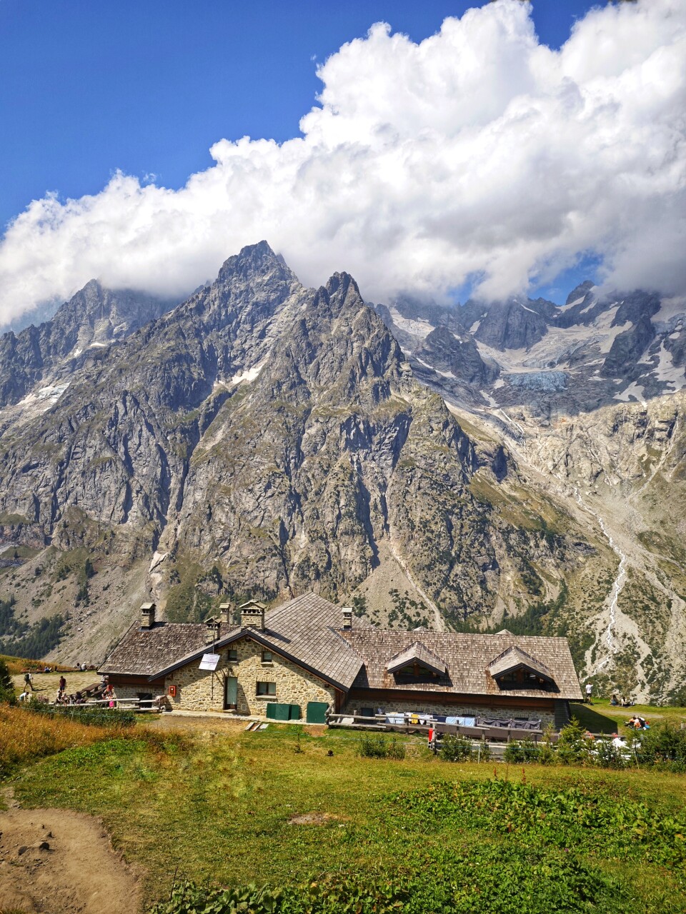Da Courmayeur al Rifugio Bonatti, tappa 5 del TMB - Balcone sulla Val Ferret